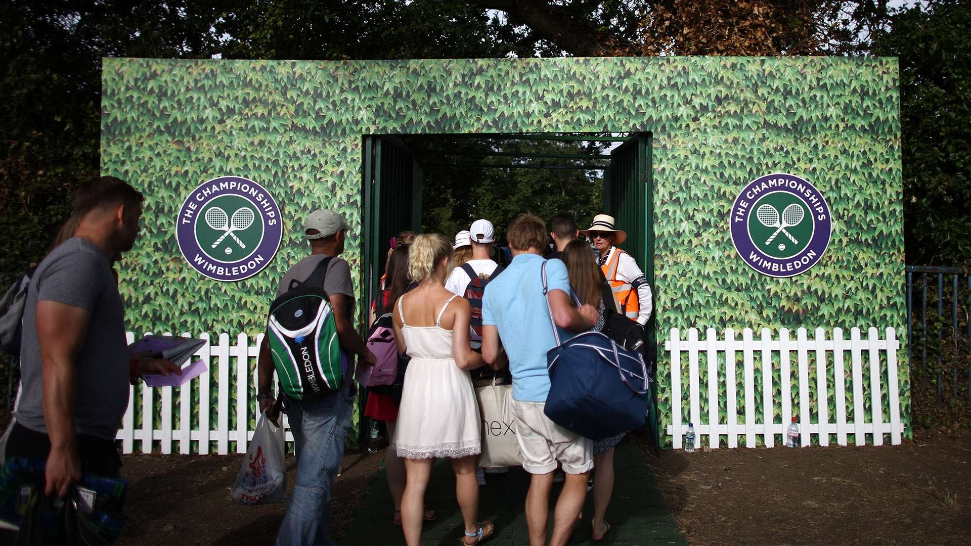 率先打破僵 率先打破僵